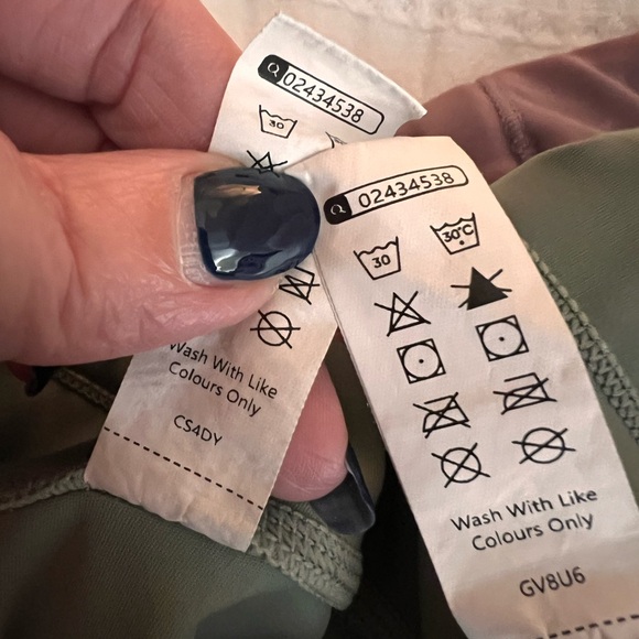 Halara SoftlyZero Plush High-Waisted Drawstring Joggers Medium Petite Lot of 2 - Picture 6 of 8